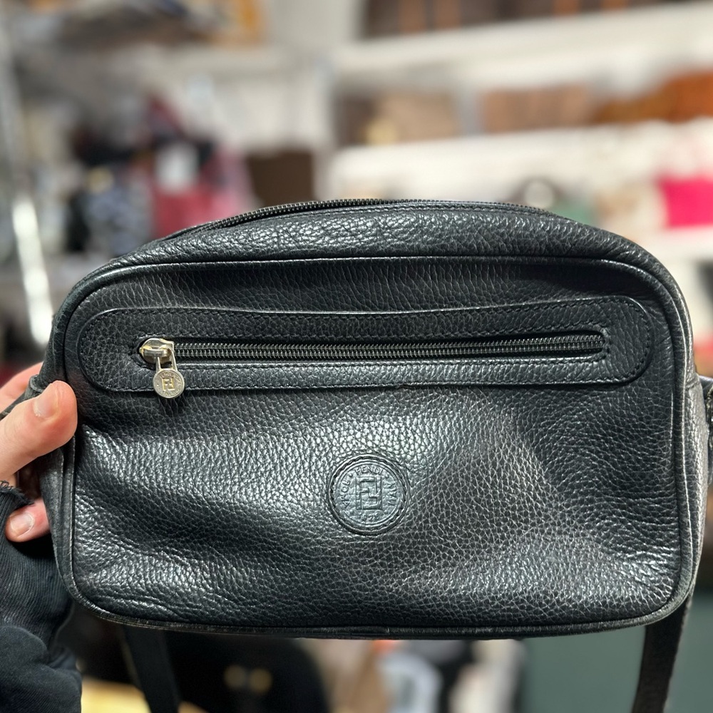 FENDI LEATHER CAMERA BAG